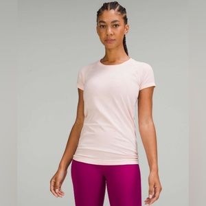 LULULEMON SWIFTLY SIZE 4 strawberry milkshake